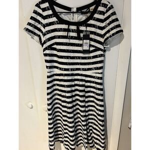 NWT $139.50 Black White Striped Karl Lagerfeld A Line Dress Short Sleeve Size‎ 6